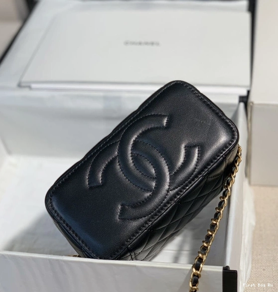 Firstbag Ru SMALL CHANEL WITH CHAIN-16x9.5x8cm CHANELASSIC VANITY 0814